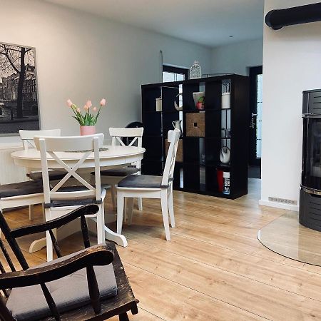 Ferienwohnung Tulpenweg Mit Kaminofen Haiger Exteriör bild